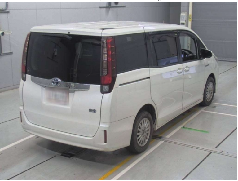 TOYOTA NOAH 2015