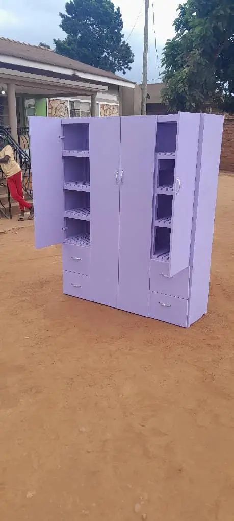 Closet and wardrobes