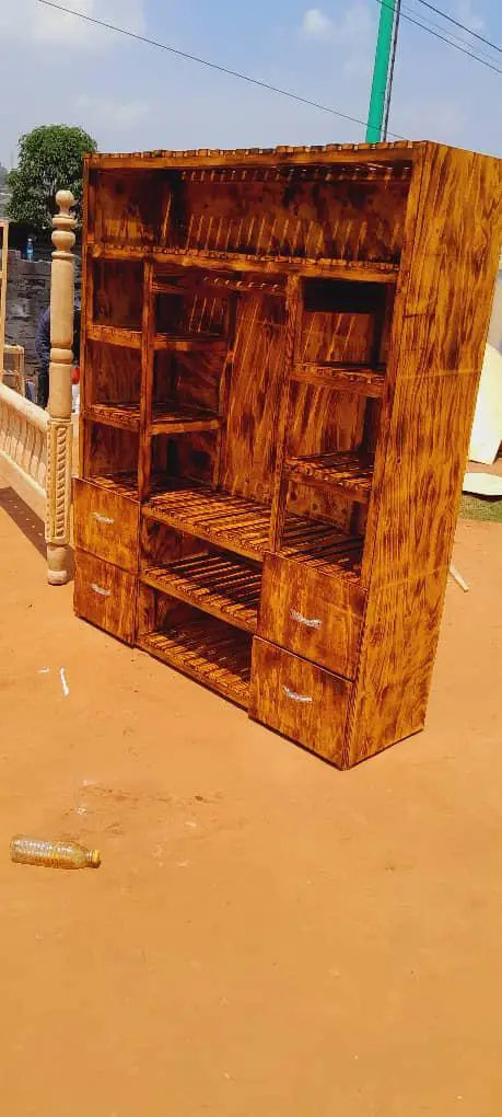 Closet and wardrobes